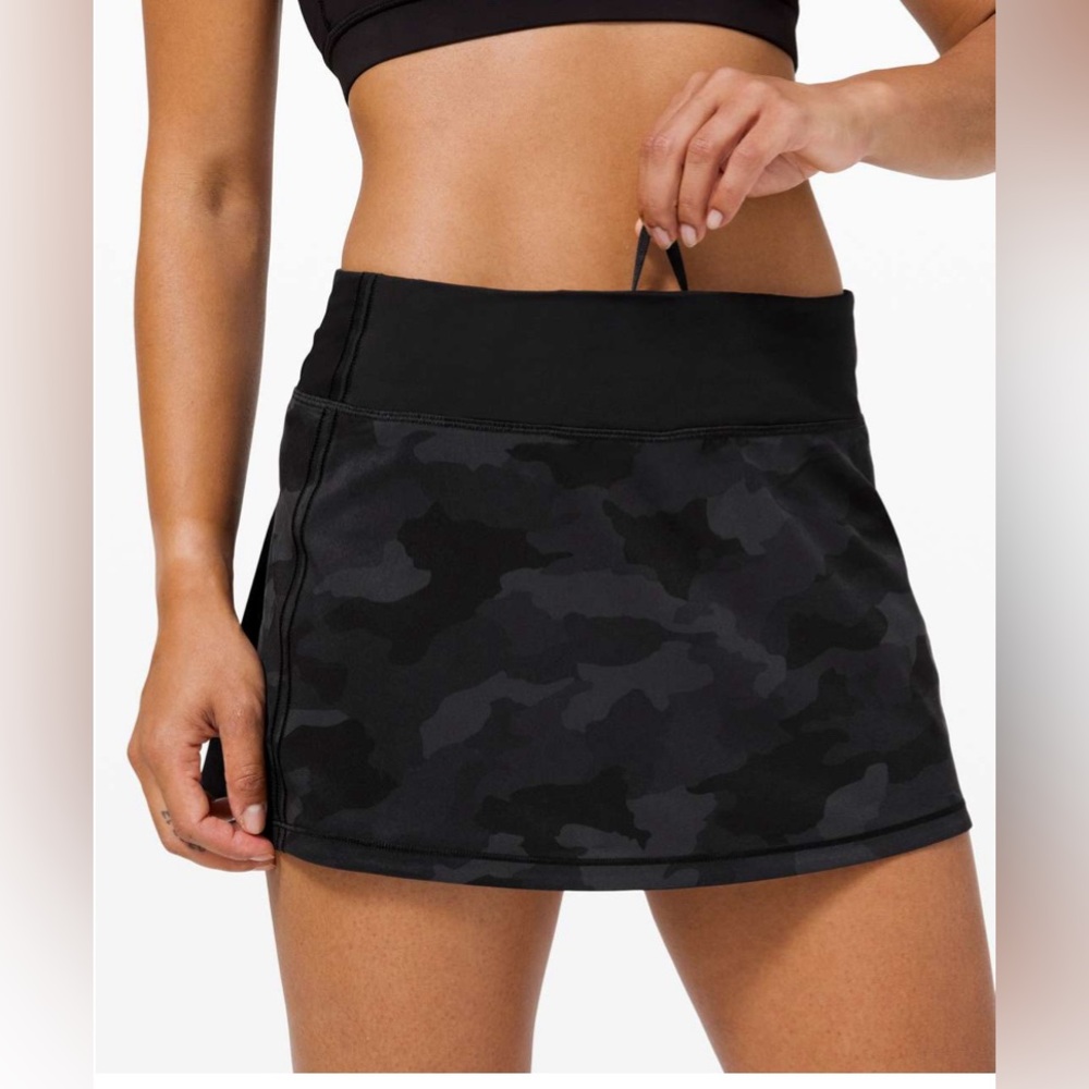 NWT - Lululemon Pace Rival Mid Rise Skirt Camo Deep Coal Multi / Black Sz 8